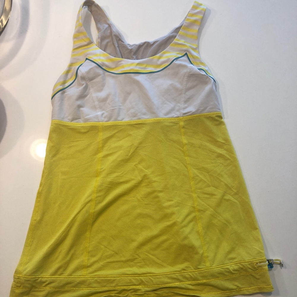 Lululemon Yellow Ta Ta Topper Tank Top, size 6